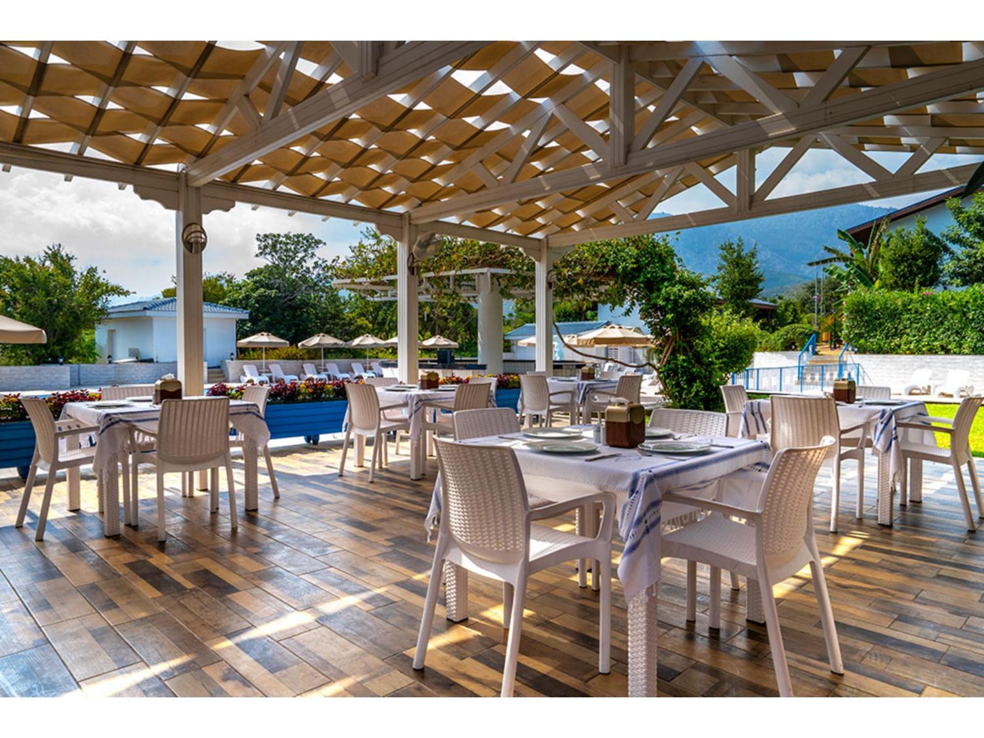 Queen Aphrodite Hotel Karpasa 外观 照片