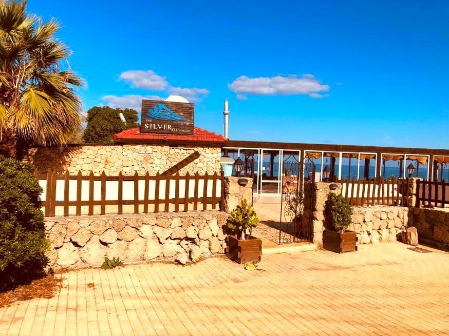 Queen Aphrodite Hotel Karpasa 外观 照片