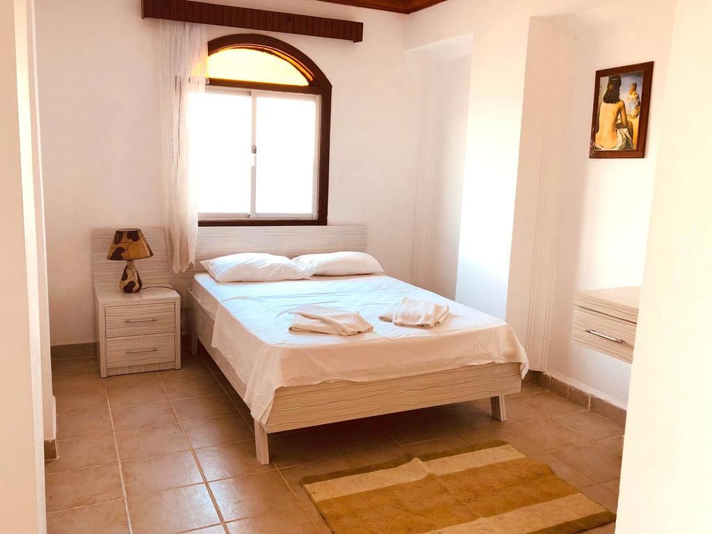 Queen Aphrodite Hotel Karpasa 外观 照片